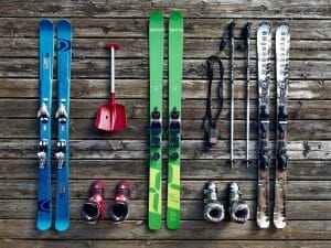 Tips for saving money on your skiing holiday